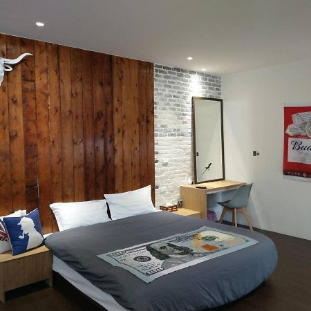 Original Bnb Tainan Exterior photo